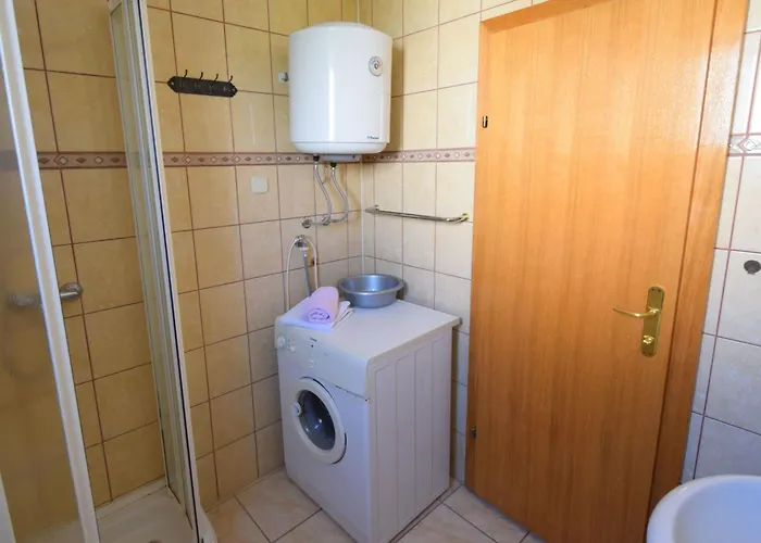 Fejer 4 By Interhome * Njivice